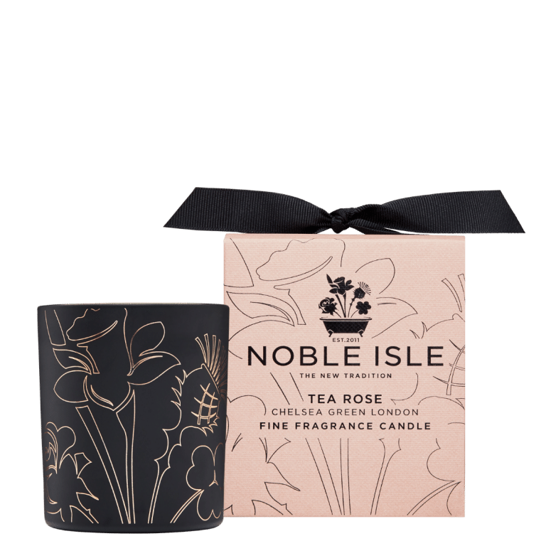 Tea Rose Luxury Scented Candle Noble Isle