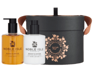 Luxury-whisky-water-hand-care-set