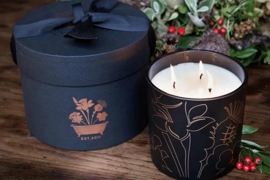 Deluxe-Candles-for-christmas